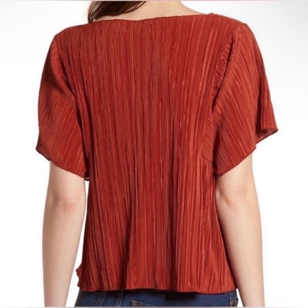 Madewell Texture & Thread Micro-Pleat Top - Picture 2 of 14